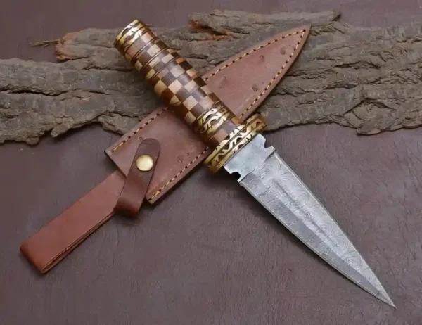Handmade Damascus Dagger Knife with Rosewood Brass Handle